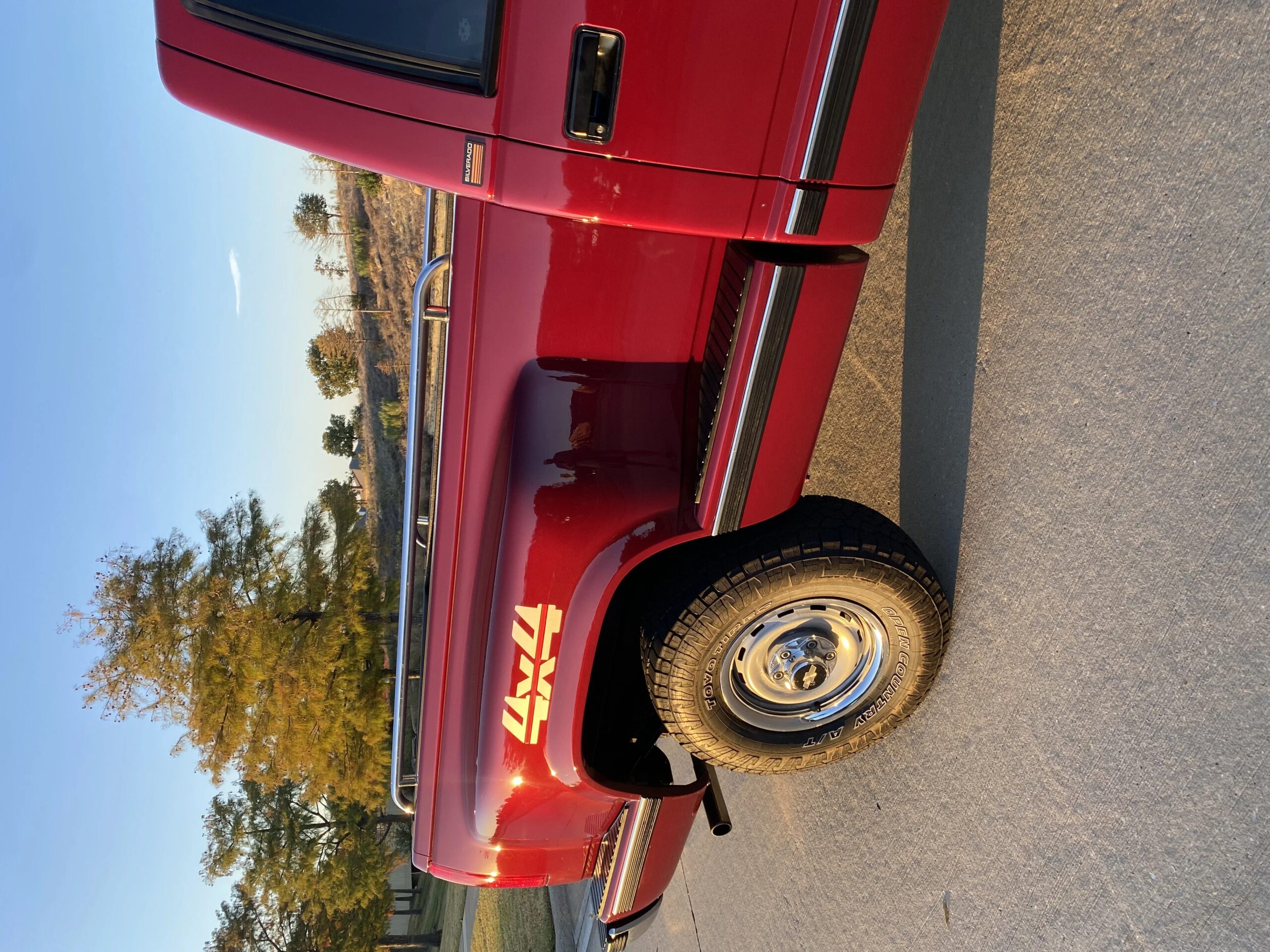 Chevrolet-Silverado-1500-4x4-regular-cab-1989-Red-Red-9