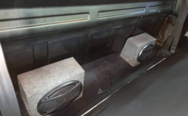 Chevrolet-Silverado-1983-Black-11