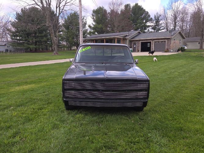 Chevrolet-Silverado-1983-Black-14