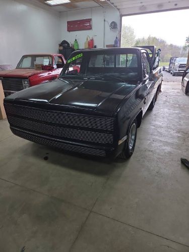 Chevrolet-Silverado-1983-Black-4