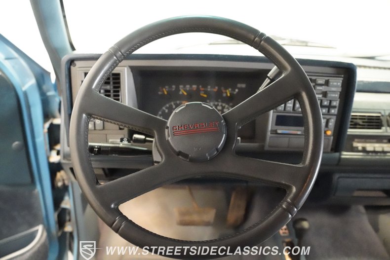 Chevrolet-Silverado-1994-Light-Montana-Blue-M-Dark-Blue-46