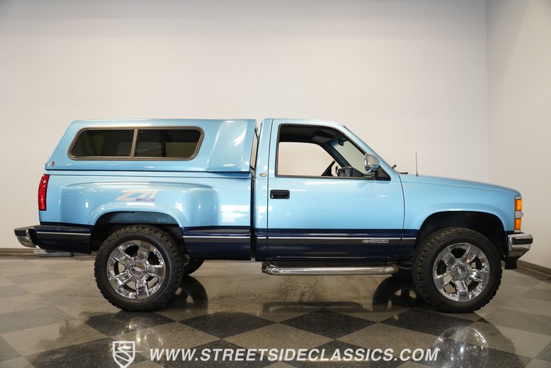 Chevrolet-Silverado-1994-Light-Montana-Blue-M-Dark-Blue