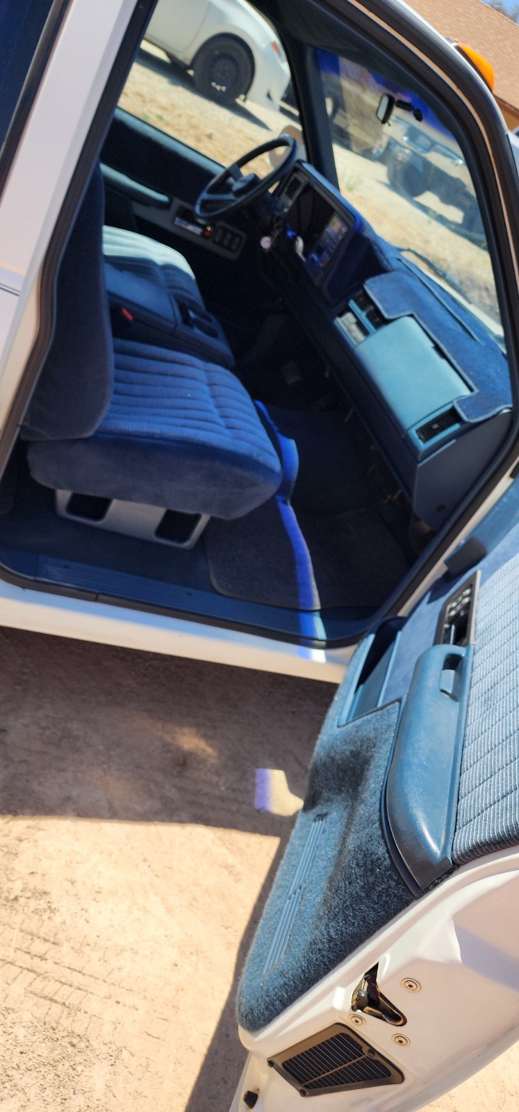 Chevrolet-Silverado-3500-1990-Extended-Cab-Pickup-7