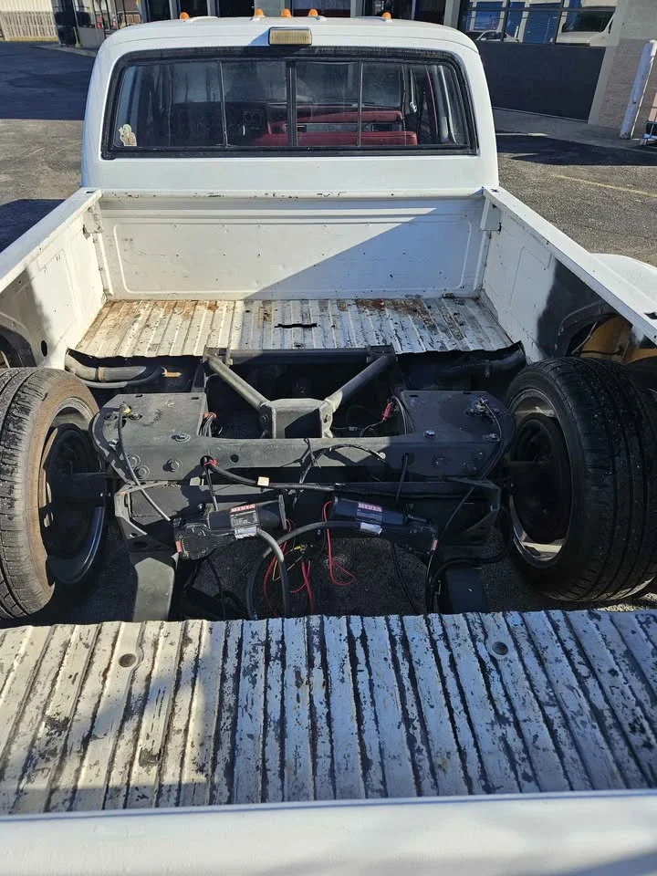 Chevrolet-Silverado-3500-2wd-crew-cab-1988-White-Red-1