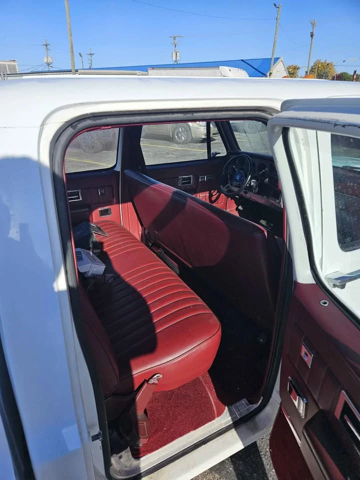 Chevrolet-Silverado-3500-2wd-crew-cab-1988-White-Red-12