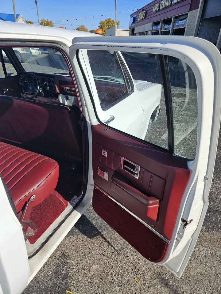 Chevrolet-Silverado-3500-2wd-crew-cab-1988-White-Red-2