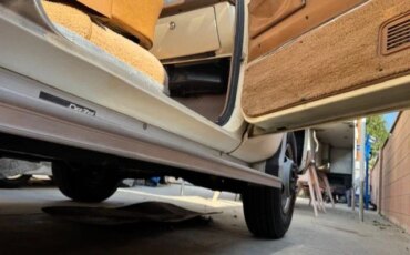 Chevrolet-Silverado-3500-2wd-crew-cab-1989-Tan-Tan-11