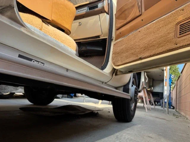 Chevrolet-Silverado-3500-2wd-crew-cab-1989-Tan-Tan-11