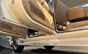 Chevrolet-Silverado-3500-2wd-crew-cab-1989-Tan-Tan-5