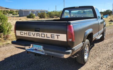 Chevrolet-Silverado-3500-4x4-regular-cab-1988-Black-Gray-2