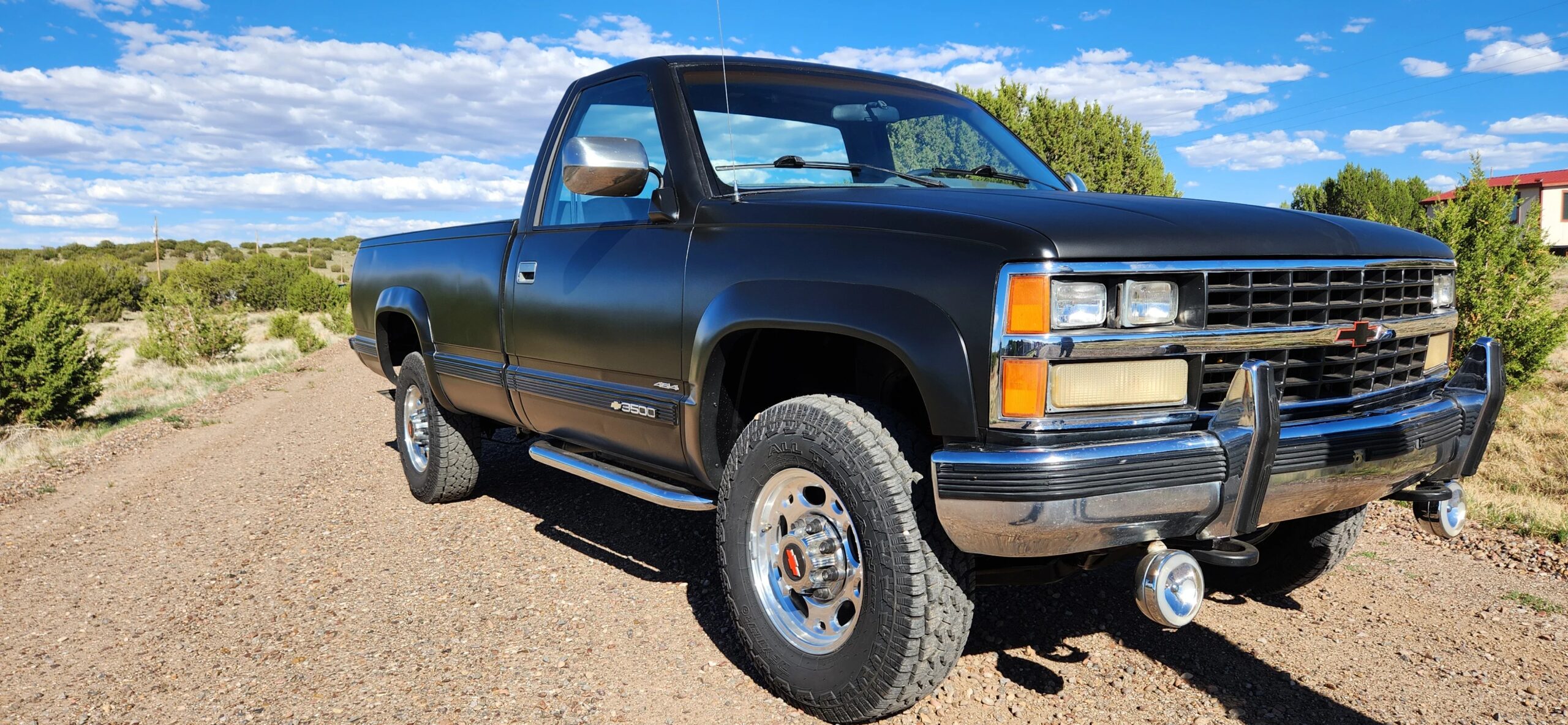 Chevrolet-Silverado-3500-4x4-regular-cab-1988-Black-Gray