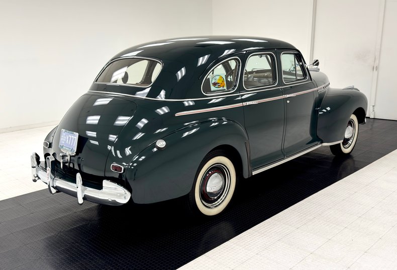 Chevrolet-Special-deluxe-1941-Ridge-Green-Metallic-Tan-14