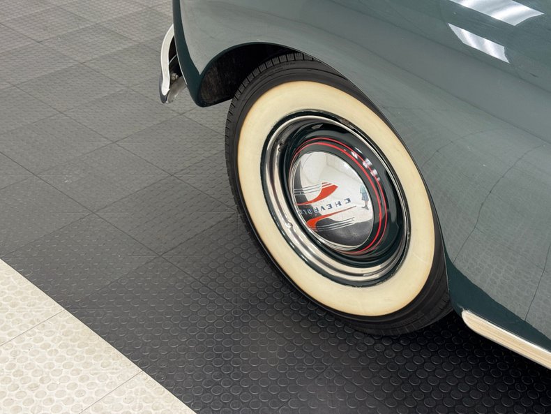 Chevrolet-Special-deluxe-1941-Ridge-Green-Metallic-Tan-16