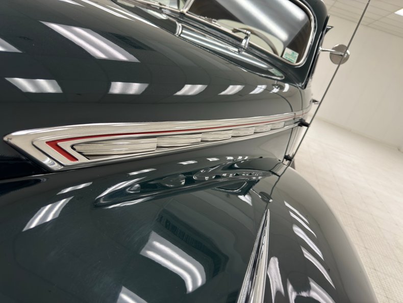 Chevrolet-Special-deluxe-1941-Ridge-Green-Metallic-Tan-20