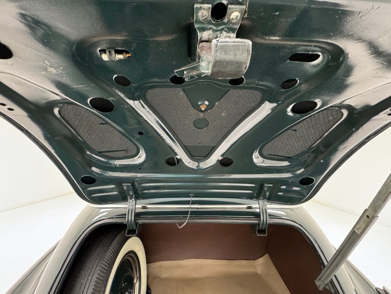 Chevrolet-Special-deluxe-1941-Ridge-Green-Metallic-Tan-31