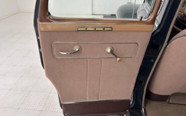 Chevrolet-Special-deluxe-1941-Ridge-Green-Metallic-Tan-36