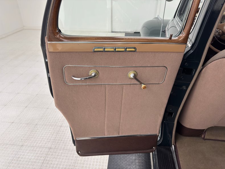 Chevrolet-Special-deluxe-1941-Ridge-Green-Metallic-Tan-36