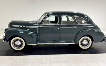 Chevrolet-Special-deluxe-1941-Ridge-Green-Metallic-Tan