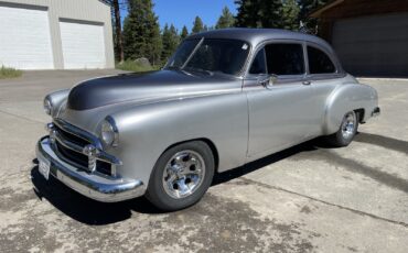 Chevrolet-Styleline-1950-3
