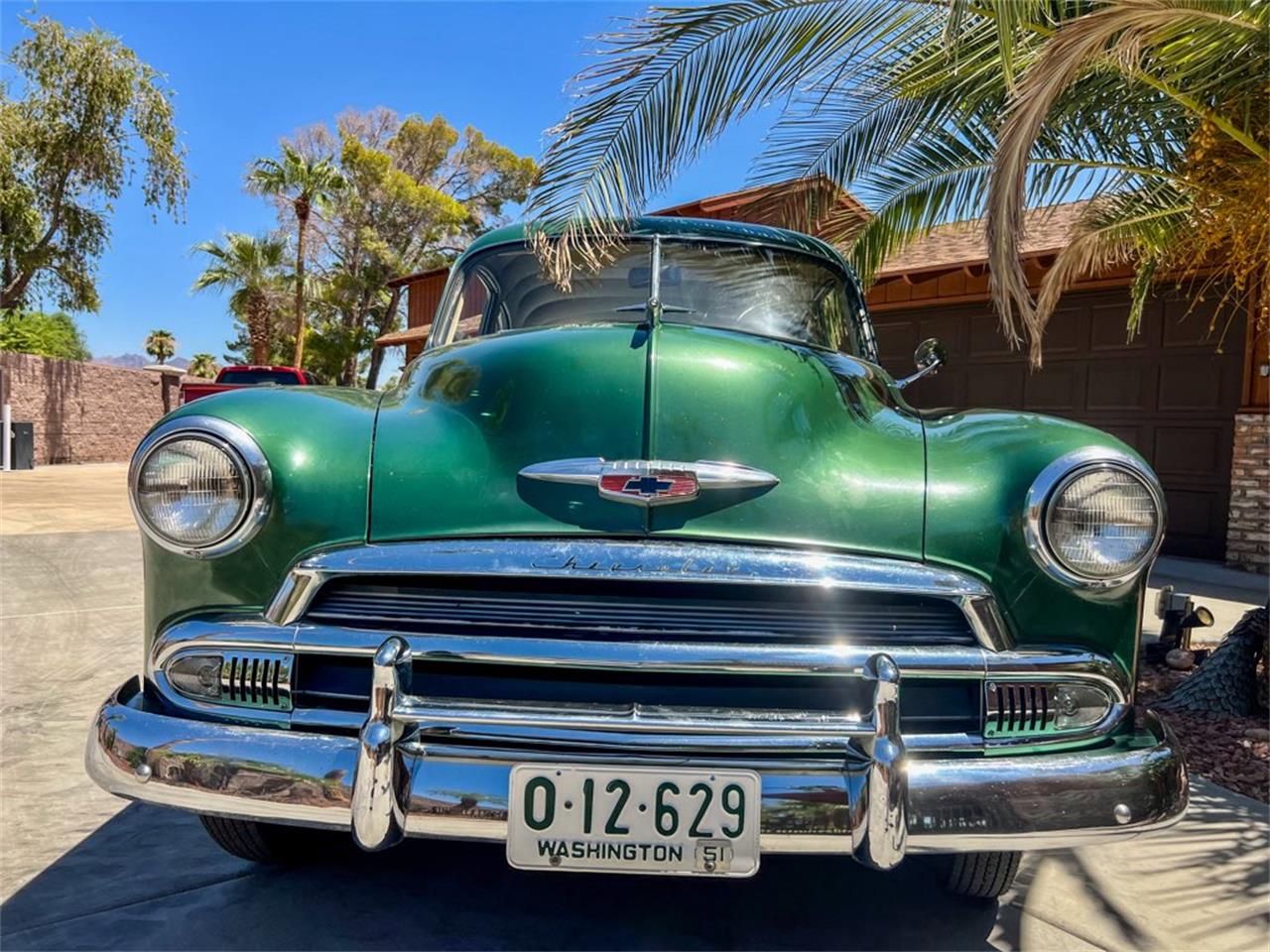 Chevrolet-Styleline-deluxe-1951-Green-Grey-1