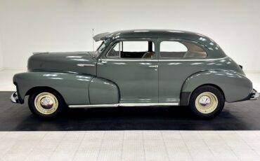 Chevrolet-Stylemaster-1948-Sedan-1