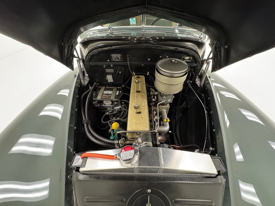 Chevrolet-Stylemaster-1948-Sedan-23