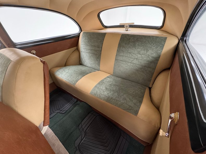 Chevrolet-Stylemaster-1948-Steel-Green-Metallic-Tan-2