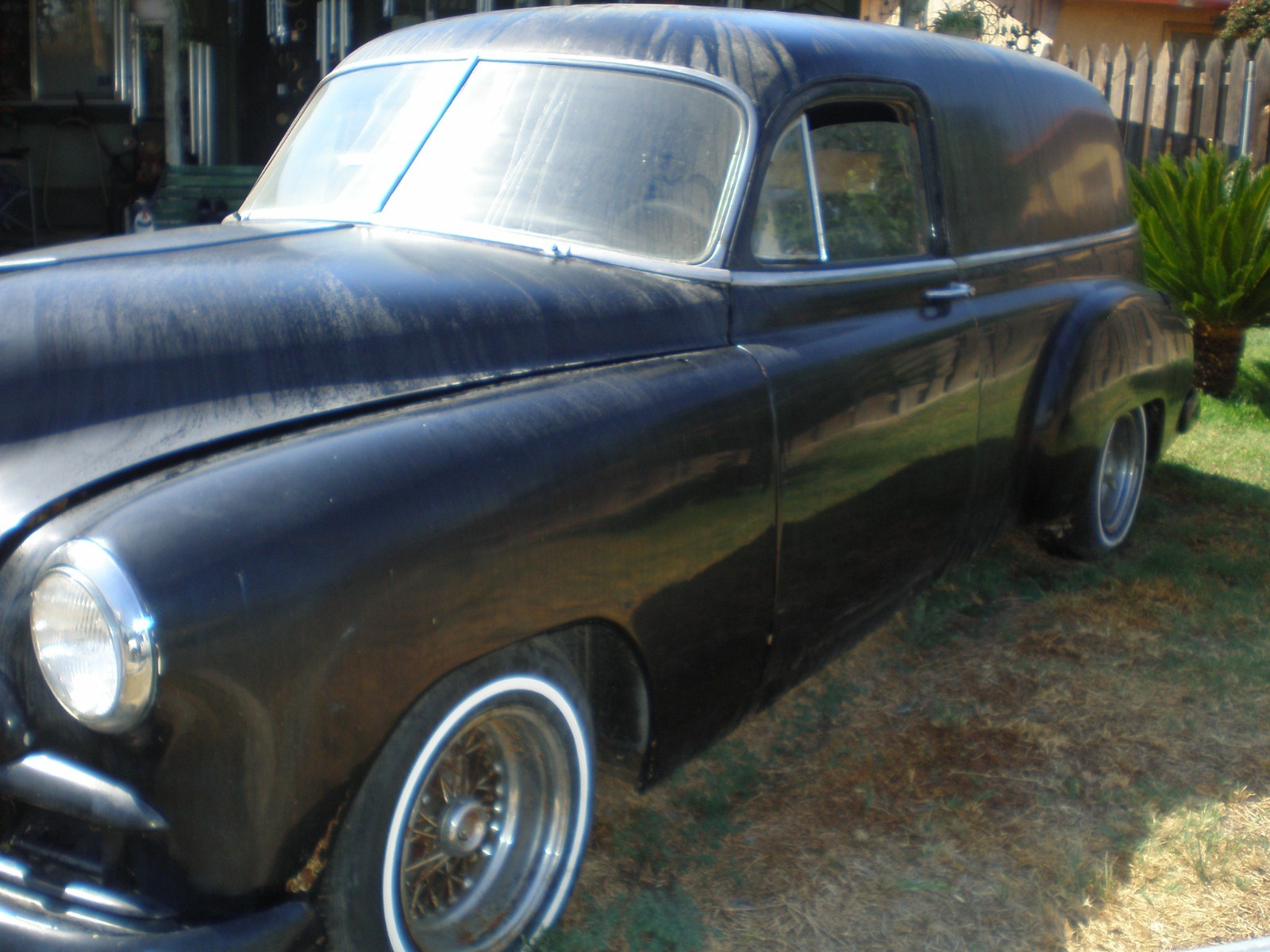 Chevrolet-Suburban-1950-Wagon-1