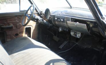 Chevrolet-Suburban-1950-Wagon-5