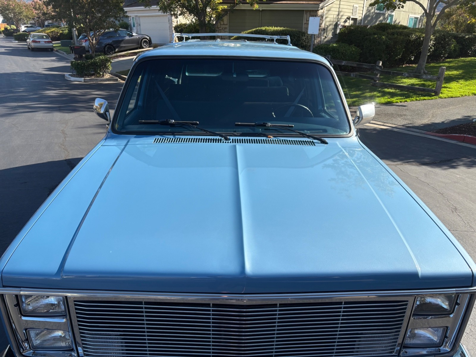 Chevrolet-Suburban-1986-SUV-37