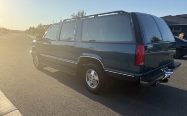 Chevrolet-Suburban-1993-4