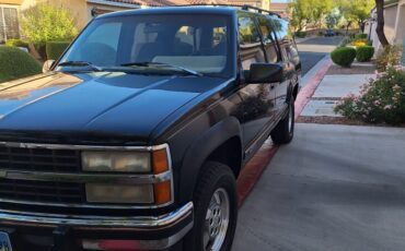 Chevrolet-Suburban-1993-SUV-6