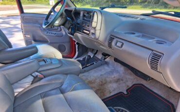 Chevrolet-Suburban-1995-SUV-25