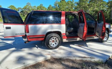Chevrolet-Suburban-1995-SUV-29