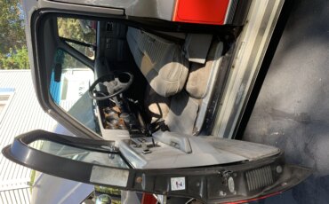 Chevrolet-Suburban-2wd-1991-Red-Gray-26