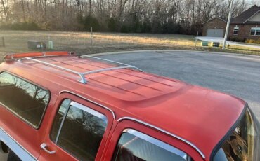 Chevrolet-Suburban-2wd-2500-1978-Red-Red-10