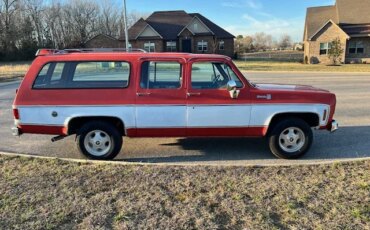 Chevrolet-Suburban-2wd-2500-1978-Red-Red-11