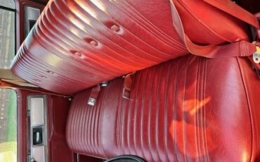 Chevrolet-Suburban-2wd-2500-1978-Red-Red-15