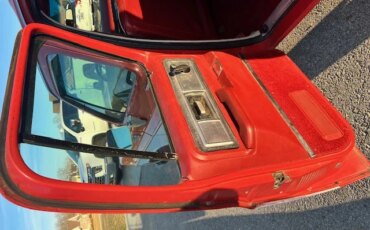 Chevrolet-Suburban-2wd-2500-1978-Red-Red-21