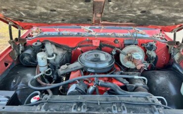 Chevrolet-Suburban-2wd-2500-1978-Red-Red-7