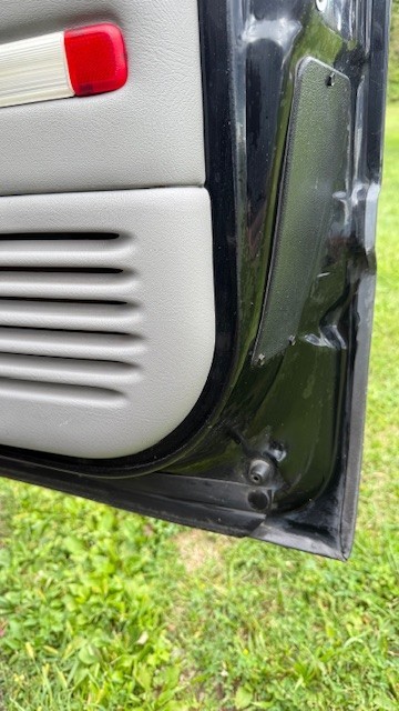 Chevrolet-Tahoe-1996-SUV-18