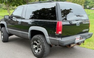 Chevrolet-Tahoe-1996-SUV-3