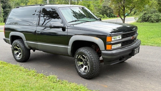 Chevrolet-Tahoe-1996-SUV-6
