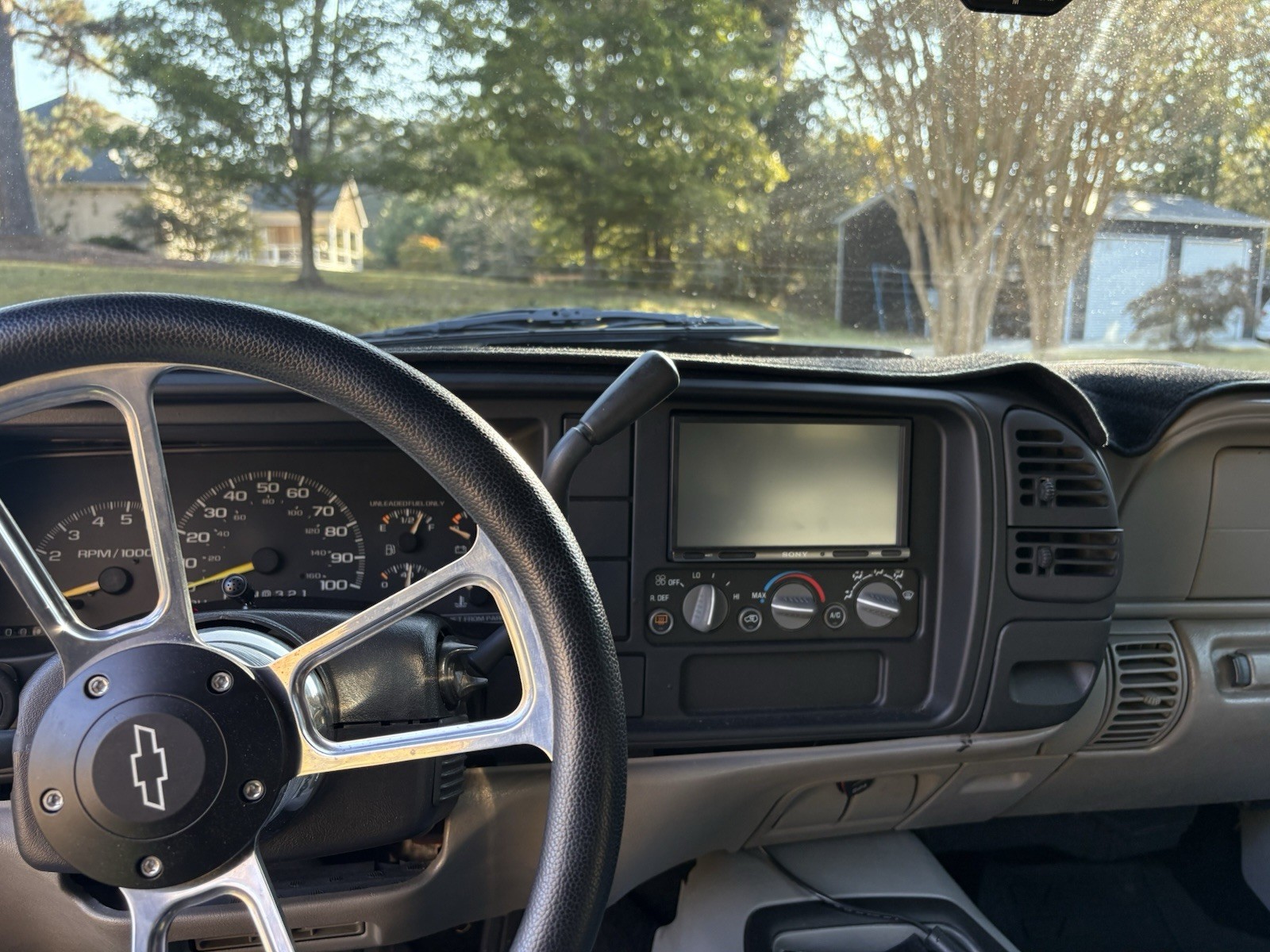 Chevrolet-Tahoe-1996-SUV-9