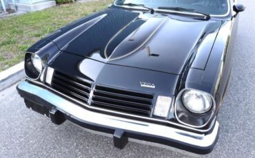 Chevrolet-Vega-1975-12