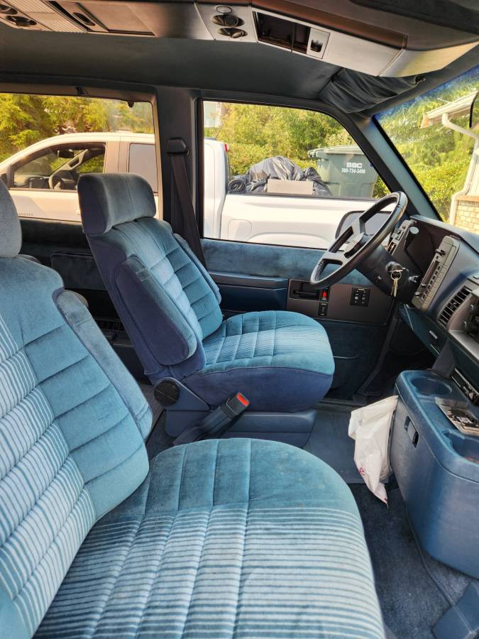 Chevrolet-astro-lt-1991-blue-3
