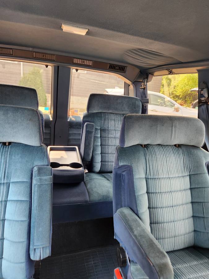 Chevrolet-astro-lt-1991-blue-4