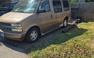 Chevrolet-astro-van-1995-brown