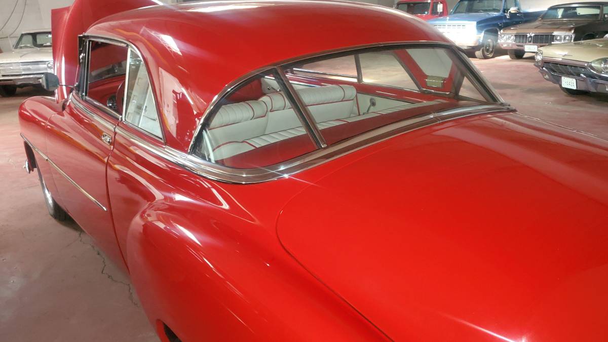 Chevrolet-bel-air-1952-red-1