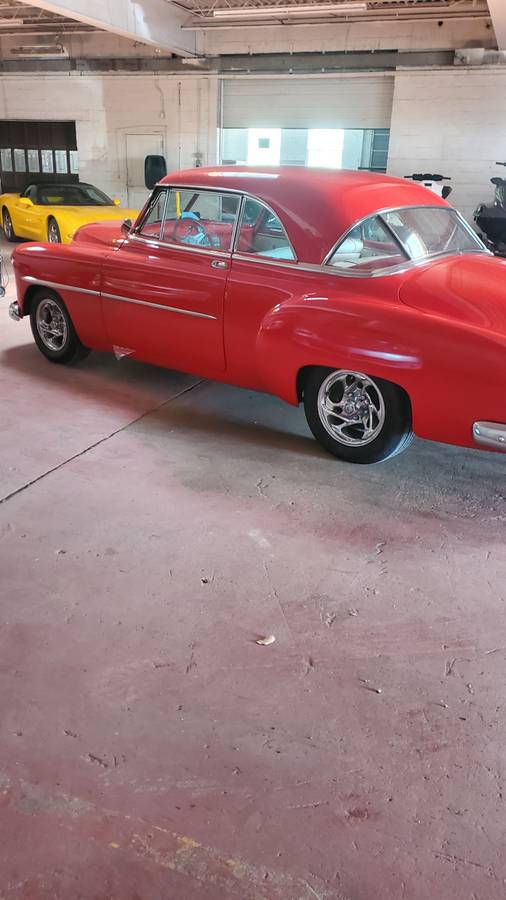Chevrolet-bel-air-1952-red-10
